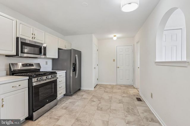 18 ANNES CT, Sewell, NJ 08080
