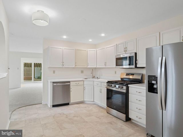 18 ANNES CT, Sewell, NJ 08080