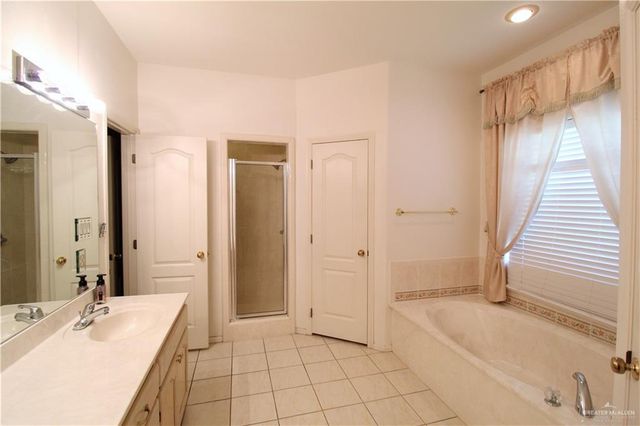 2708 Cardinal Avenue, Mcallen, TX 78504