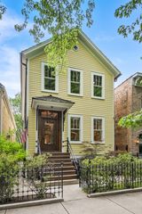 2131 W Schiller Street, Chicago, IL 60622