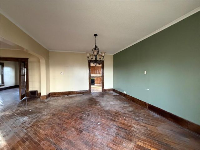 21709 E 321st Street, Harrisonville, MO 64701