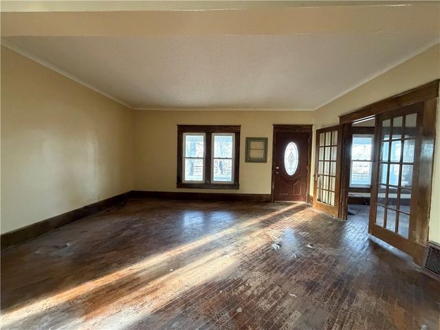 21709 E 321st Street, Harrisonville, MO 64701