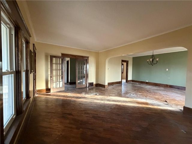 21709 E 321st Street, Harrisonville, MO 64701