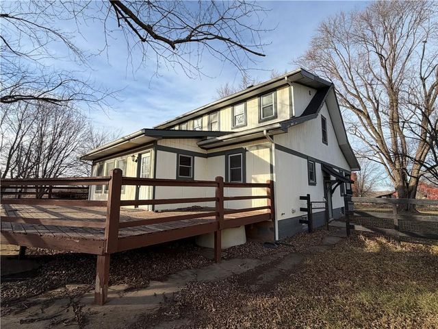 21709 E 321st Street, Harrisonville, MO 64701