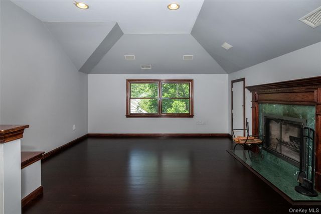 177 Puritan Drive, Scarsdale, NY 10583