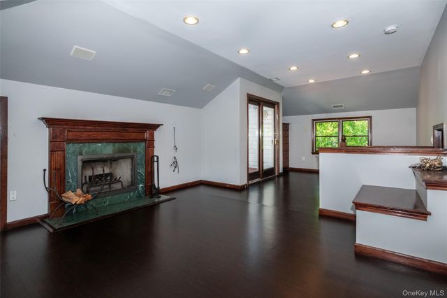 177 Puritan Drive, Scarsdale, NY 10583