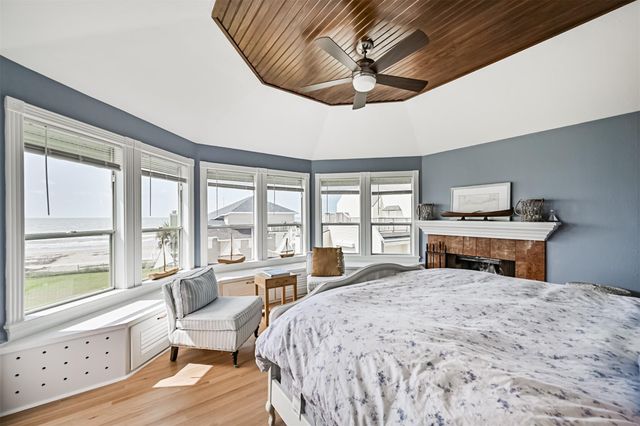 4210 Sand Crab, Galveston, TX 77554