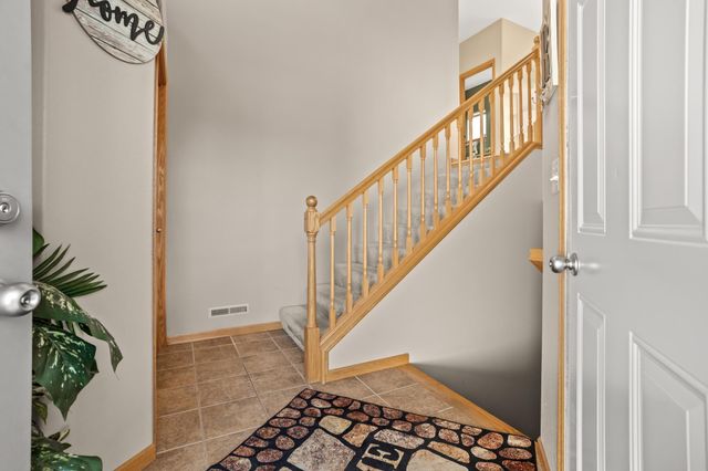 4841 50th Avenue S, Fargo, ND 58104