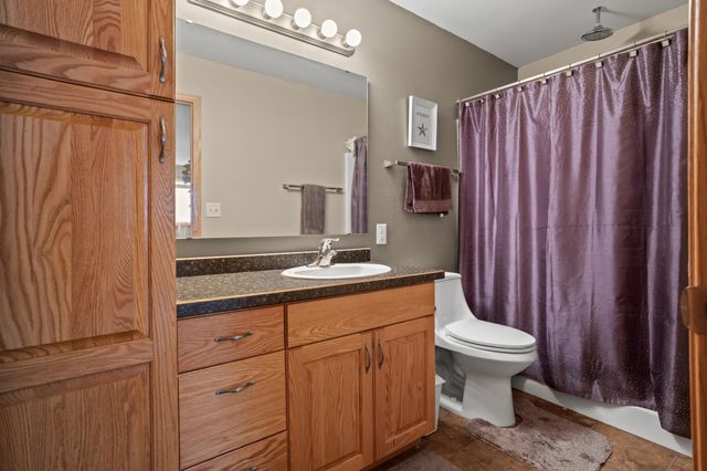 4841 50th Avenue S, Fargo, ND 58104