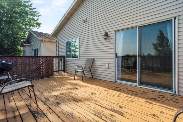 4841 50th Avenue S, Fargo, ND 58104