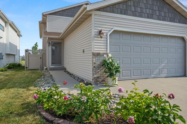 4841 50th Avenue S, Fargo, ND 58104