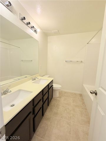 10560 Pelican Island Avenue, Las Vegas, NV 89166