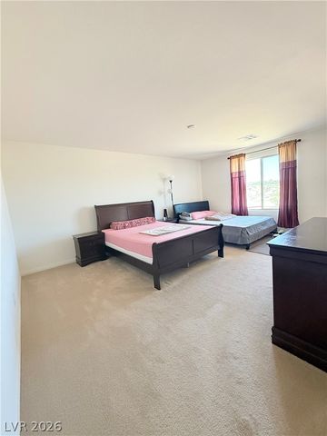 10560 Pelican Island Avenue, Las Vegas, NV 89166