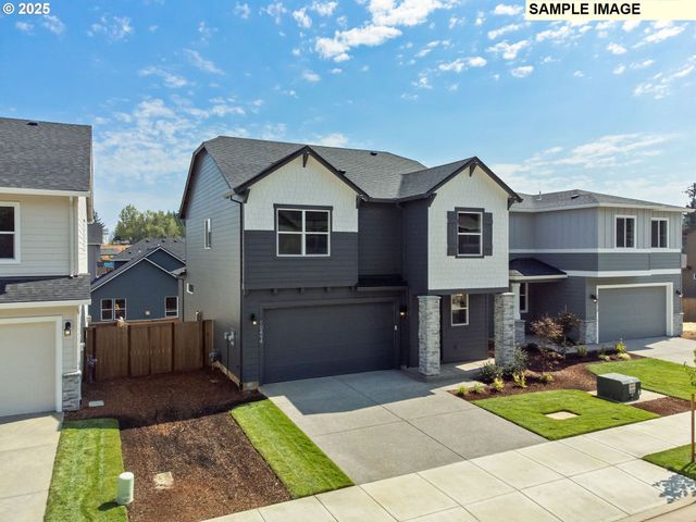 919 Ne SAGEBRUSH Dr, Estacada, OR 97023