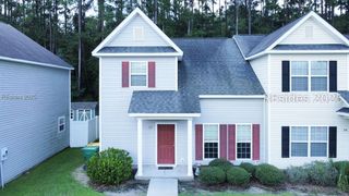 38 Running Oak Dr, Bluffton, SC 29910