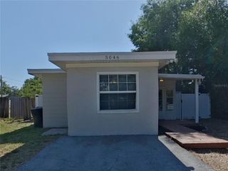 5046 10TH STREET N, St Petersburg, FL 33703