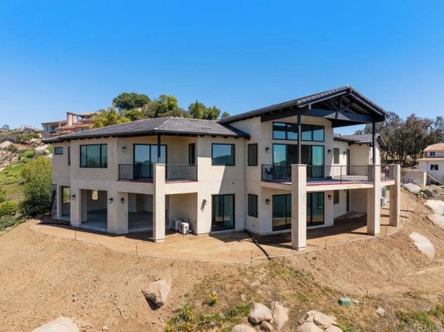 9607 Misty Meadow Lane, Escondido, CA 92026