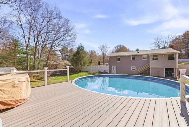 53 Colby Dr, Halifax, MA 02338