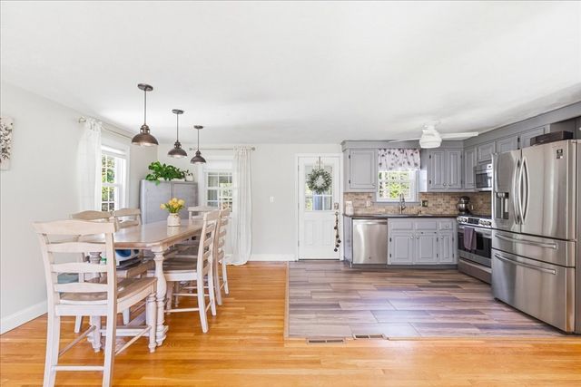 53 Colby Dr, Halifax, MA 02338