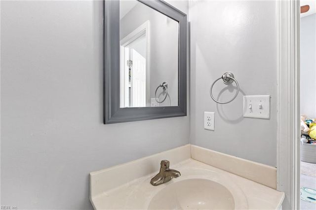 5804 Miss Coral CT, Virginia Beach, VA 23462