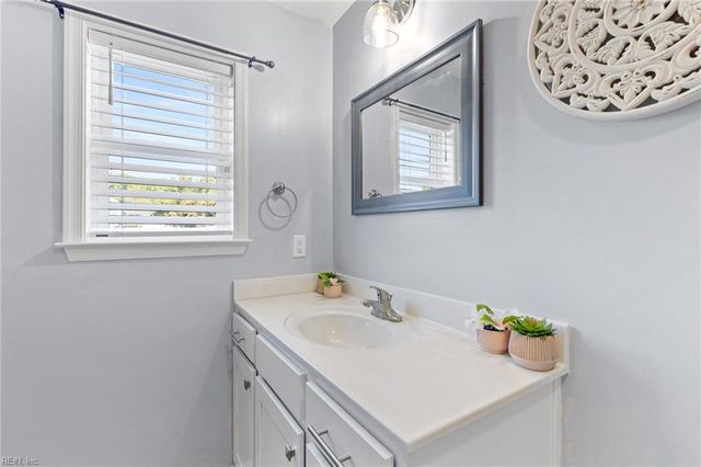 5804 Miss Coral CT, Virginia Beach, VA 23462