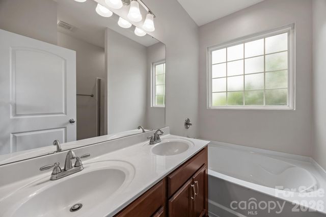 3029 Fallswood Drive, Gastonia, NC 28052