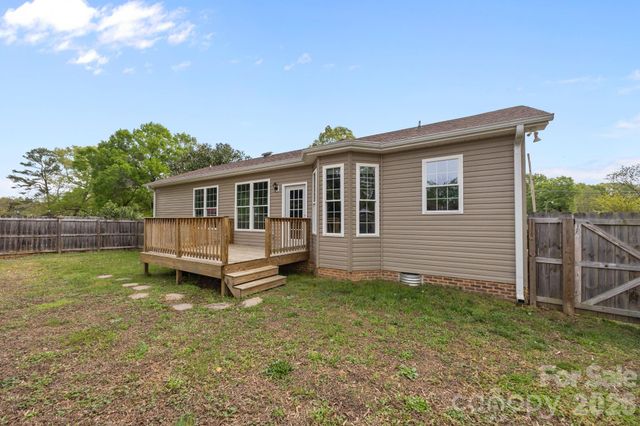 3029 Fallswood Drive, Gastonia, NC 28052