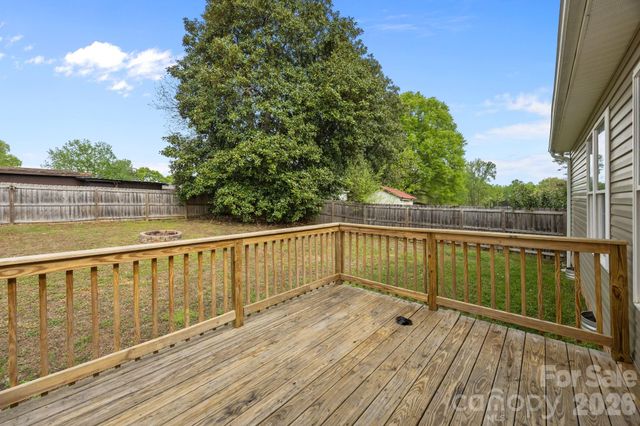 3029 Fallswood Drive, Gastonia, NC 28052