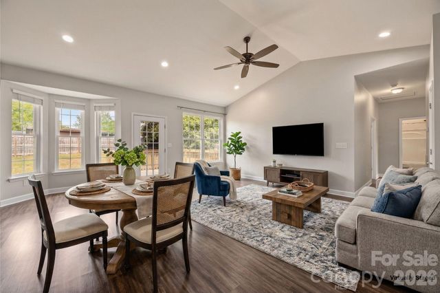 3029 Fallswood Drive, Gastonia, NC 28052