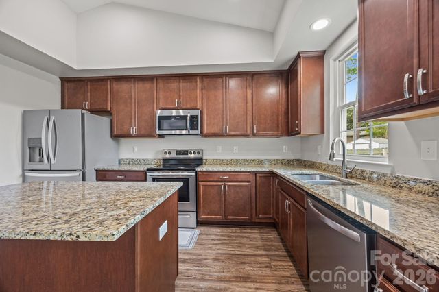 3029 Fallswood Drive, Gastonia, NC 28052