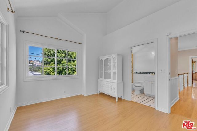 3836 Glenridge Drive, Sherman Oaks, CA 91423