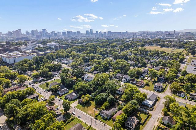 2421 Meharry Blvd, Nashville, TN 37208