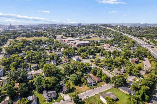 2421 Meharry Blvd, Nashville, TN 37208