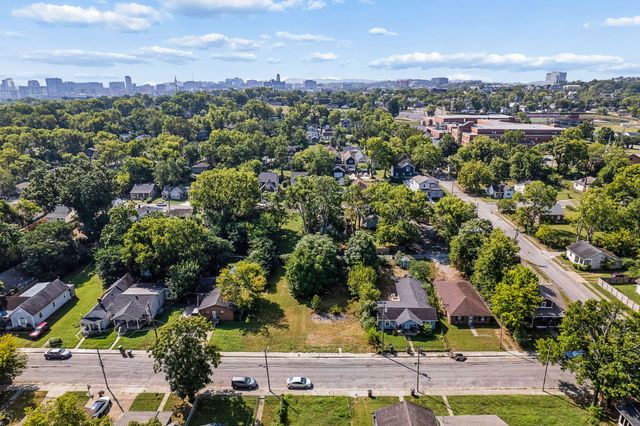 2421 Meharry Blvd, Nashville, TN 37208