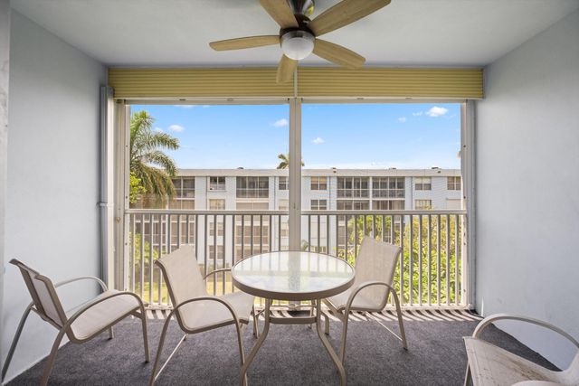2012 S Federal Highway 405, Boynton Beach, FL 33435