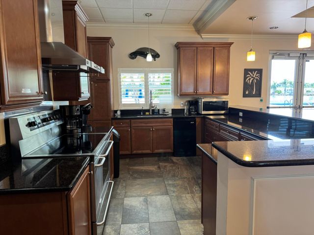 2012 S Federal Highway 405, Boynton Beach, FL 33435