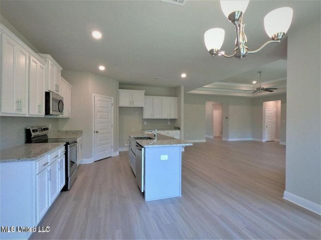 12468 Desoto Trails Circle, Biloxi, MS 39532