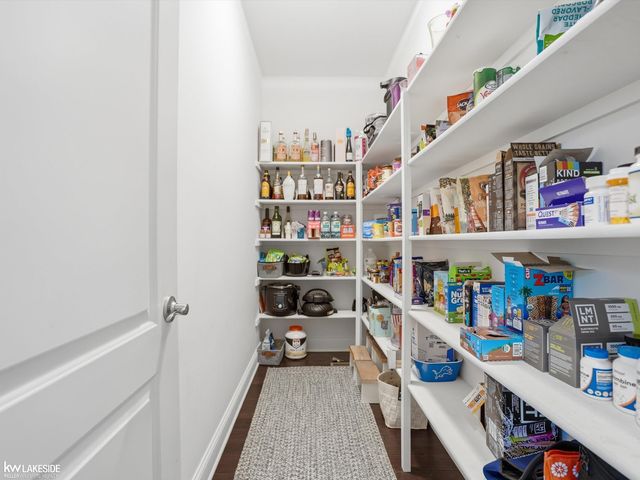54958 Lawson Creek Drive, Shelby Twp, MI 48316