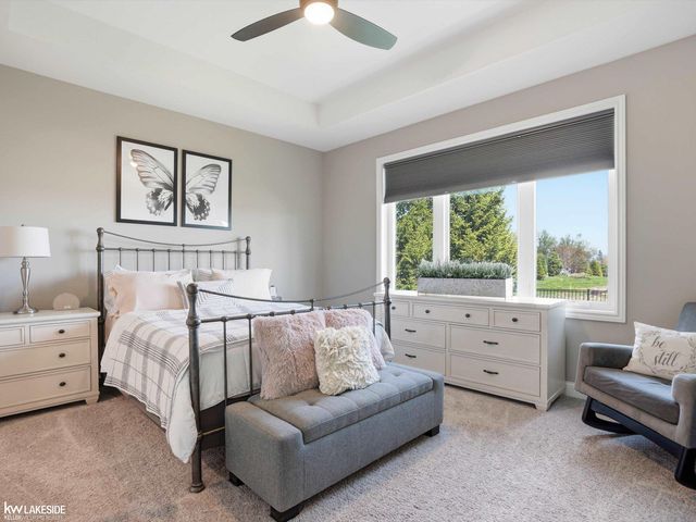 54958 Lawson Creek Drive, Shelby Twp, MI 48316