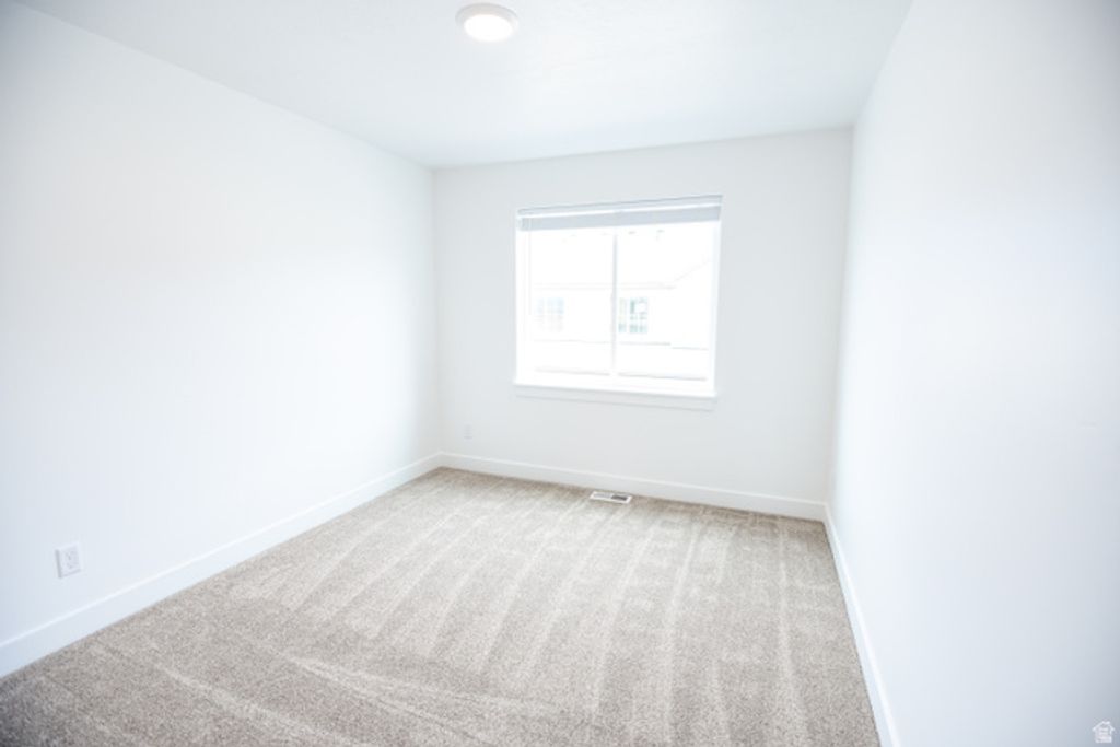 Image 14 of property listing at 863 ALTURA VISTA LN, Logan, UT 84321