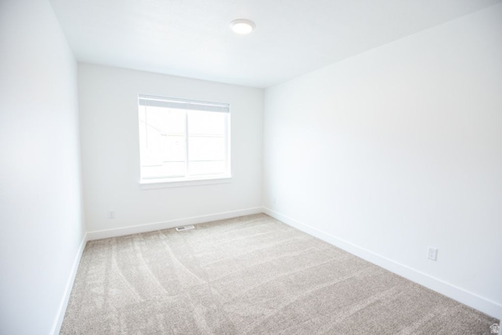 Image 16 of property listing at 863 ALTURA VISTA LN, Logan, UT 84321