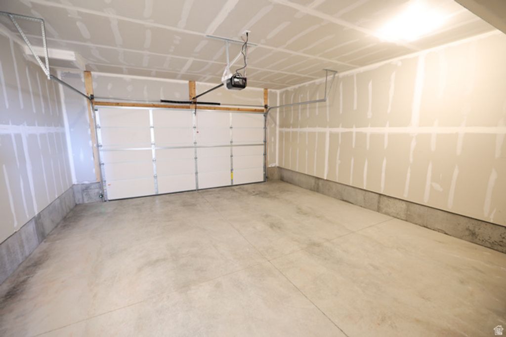 Image 19 of property listing at 863 ALTURA VISTA LN, Logan, UT 84321