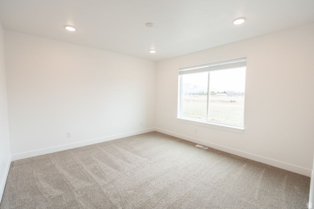 Image 10 of property listing at 863 ALTURA VISTA LN, Logan, UT 84321