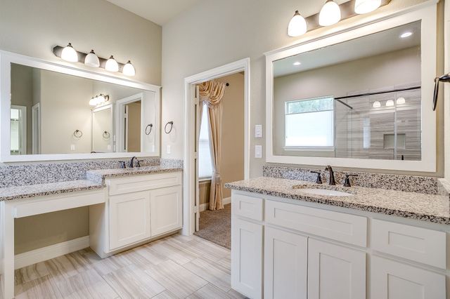 102 Eagle Drive, Lipan, TX 76462