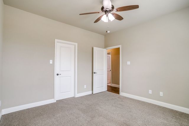102 Eagle Drive, Lipan, TX 76462