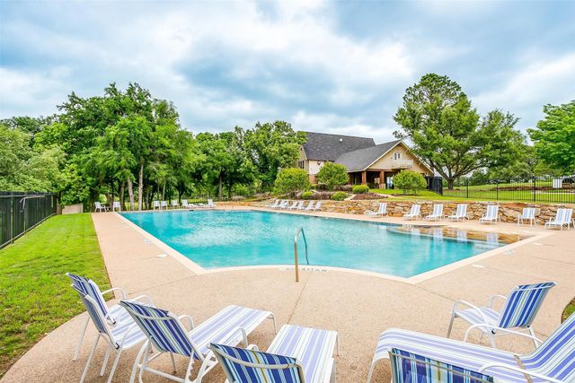 102 Eagle Drive, Lipan, TX 76462