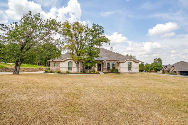 102 Eagle Drive, Lipan, TX 76462