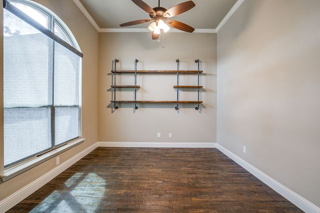 102 Eagle Drive, Lipan, TX 76462