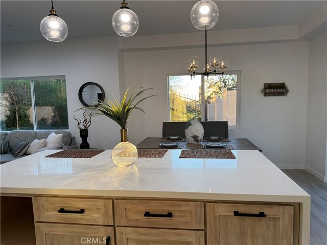 12519 Haleh Lane, Sylmar, CA 91342