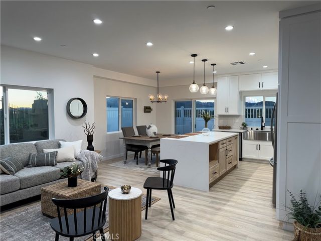 12519 Haleh Lane, Sylmar, CA 91342